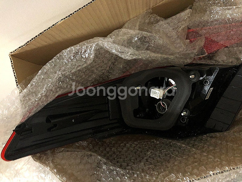 기아K5 11년식 뒷대루등 한대분 세트 판매합니다--3