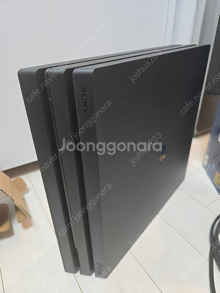 PS4 Pro CUH-7117B 1TB 제트블랙 풀박스--3