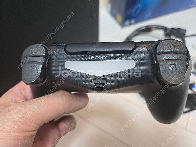 PS4 Pro CUH-7117B 1TB 제트블랙 풀박스--8