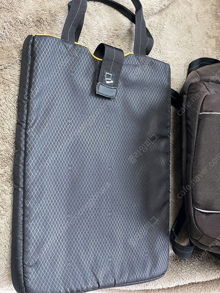 샘소나이트 비지니스백팩 노트북백팩 팩드가방 백팩 학생가방 (가격인하) 이미지