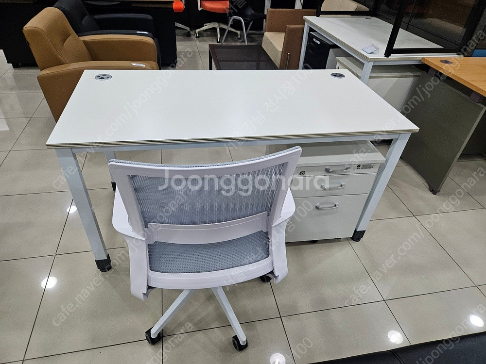 중고책상 강남논현동가구거리 FX-1 퍼시스 형태 사무실...--5