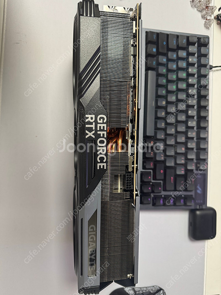 기가바이트 RTX 4090 GAMING OC 피씨디렉트...--1