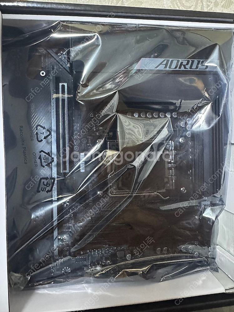 기가바이트 B650M AORUS ELITE 새상품급 판...--1