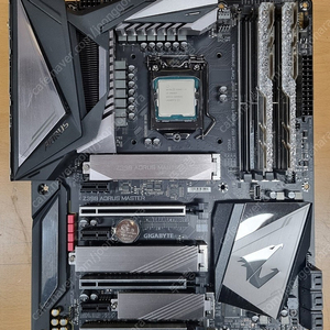 i9-9900KF/Z390 AORUS/지스킬 16기가