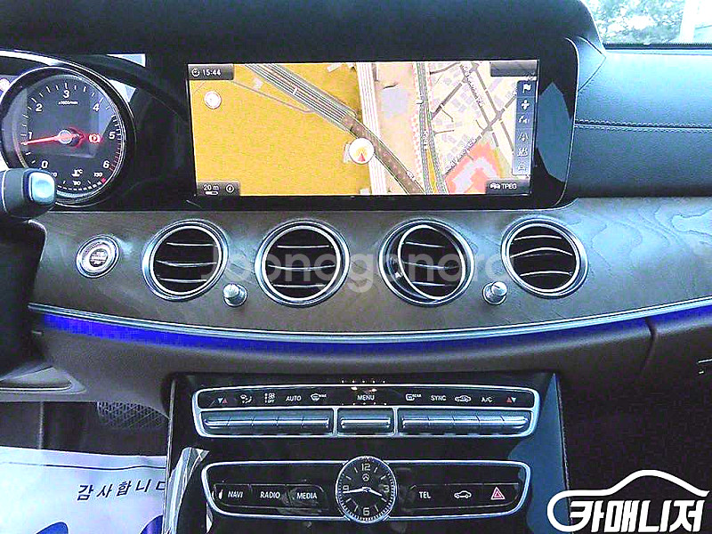 [벤츠]E-클래스 W213 E220d 익스클루시브 20...--5