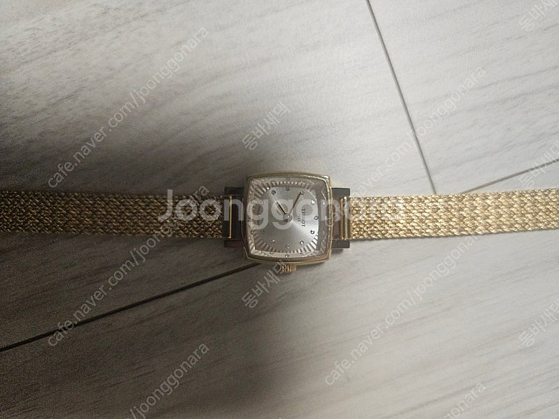 TISSOT 여성시계--0