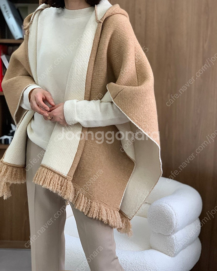 제평 고퀄리티 베내티 팬D판쵸 새제품 팬디망또 펜디 케...--1