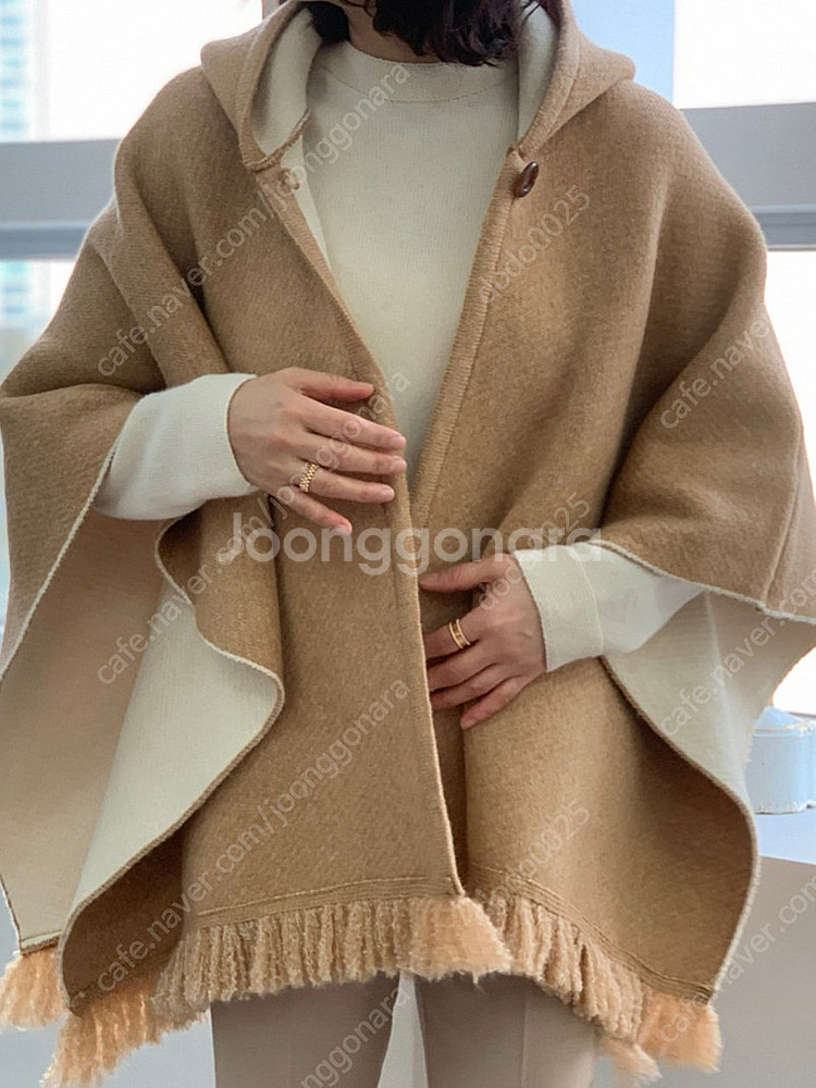 제평 고퀄리티 베내티 팬D판쵸 새제품 팬디망또 펜디 케...--4