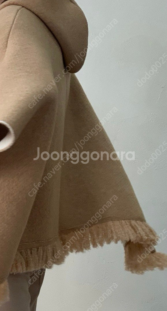 제평 고퀄리티 베내티 팬D판쵸 새제품 팬디망또 펜디 케...--5