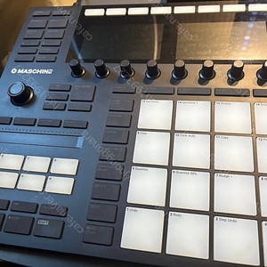 NI MASCHINE MK3 판매합니다