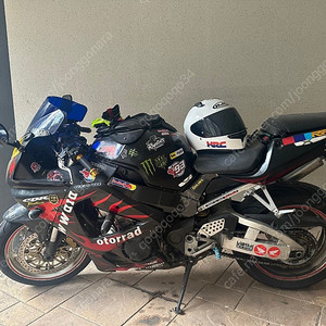 01년식8만 cbr929rr팝니다