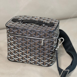 GOYARD 고야드 뮤즈백 블랙 판매합니다