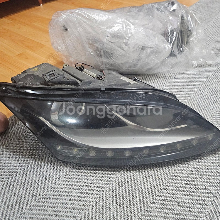 audi tt mk2 헤드라이트,후미등등팝니다--2