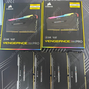 커세어 vengeance pro ddr4 32g(8gx4) 팝니다