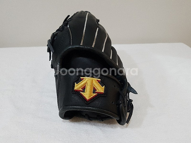 데상트 야구글러브--1
