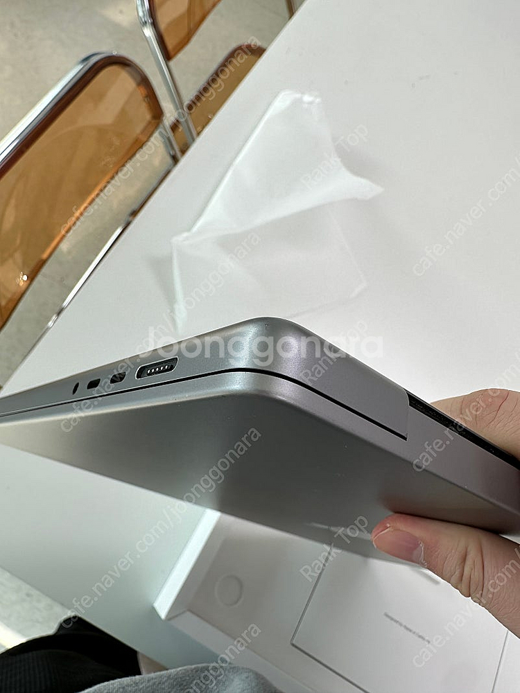 맥북프로 16인치 M1max 팝니다. 32코어 gpu ...--3