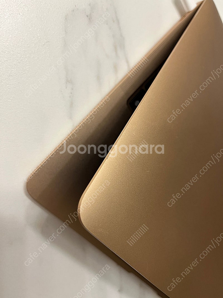 맥북에어 M1 골드 1TB (8GB) 상태최상 배터리효...--3
