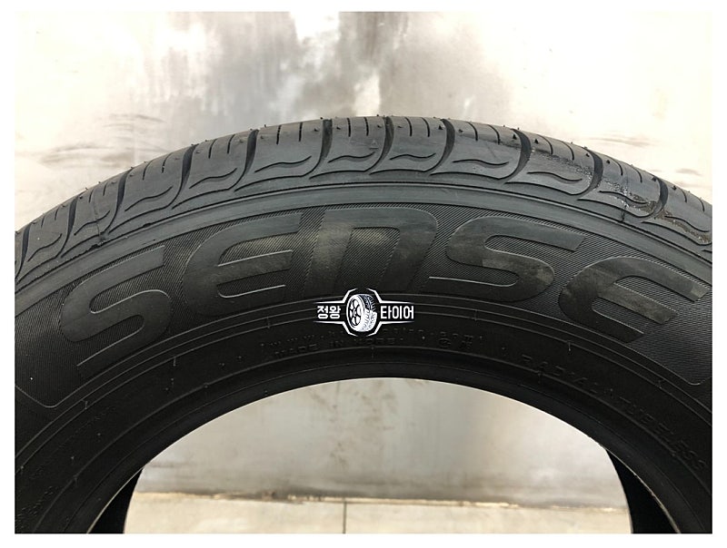 신품 이월타이어 금호타이어 센스 205/65R15 그랜...--0