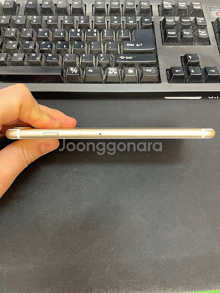 아이폰7플러스 골드 해외판 128GB 상태좋은 중고16...--4