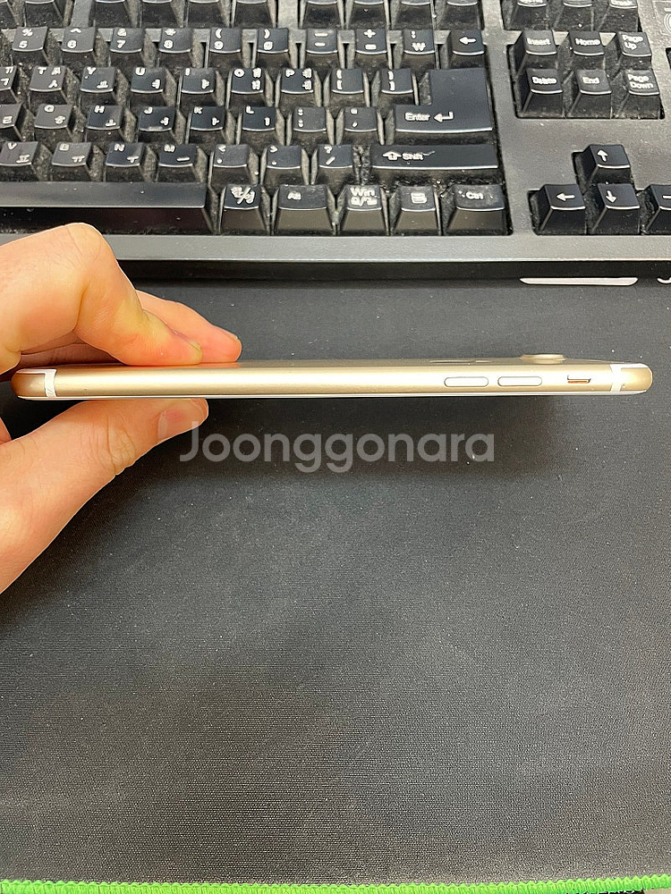 아이폰7플러스 골드 해외판 128GB 상태좋은 중고16...--6
