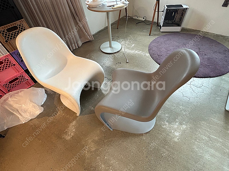 비트라 Vitra 펜톤 체어 - 안심되는 중고거래