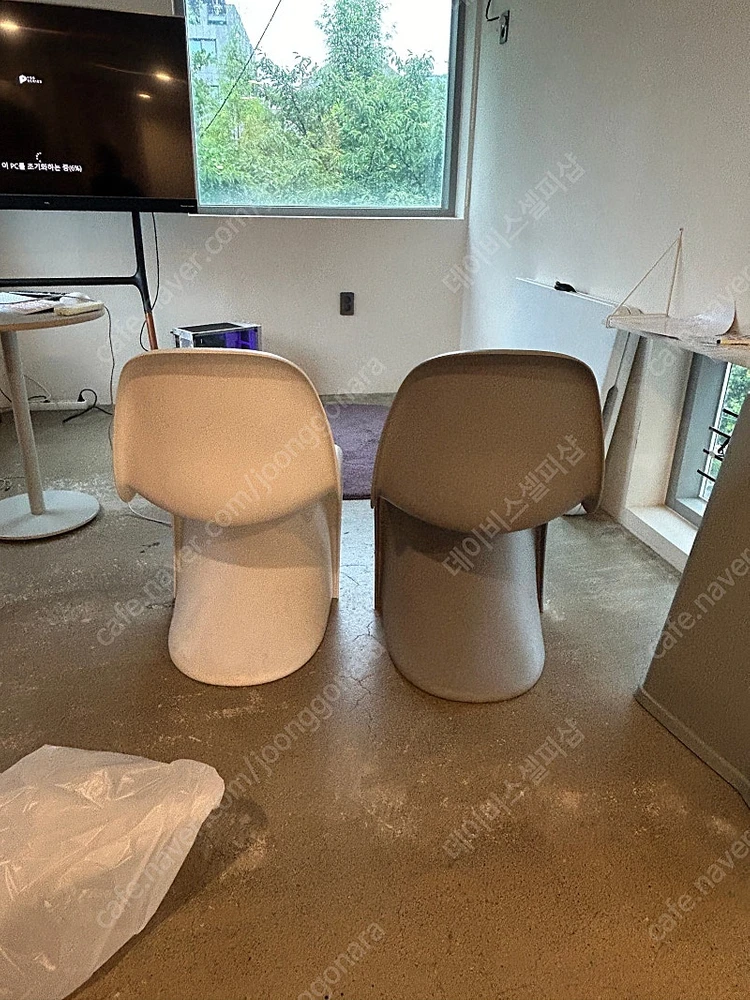 비트라 Vitra 펜톤 체어 이미지