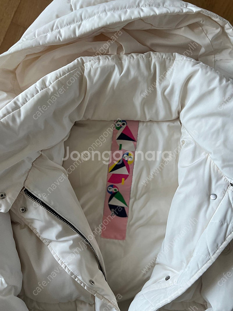 럭키슈에뜨 화이트 롱 다운패딩--1