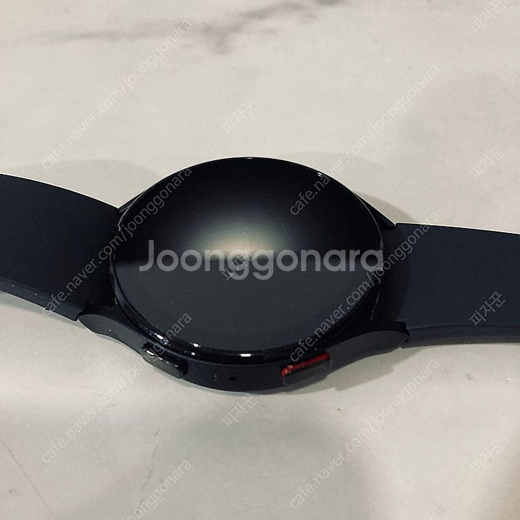 갤럭시 워치5 블랙 44mm 액정s급 케이블포함 8만원...--3