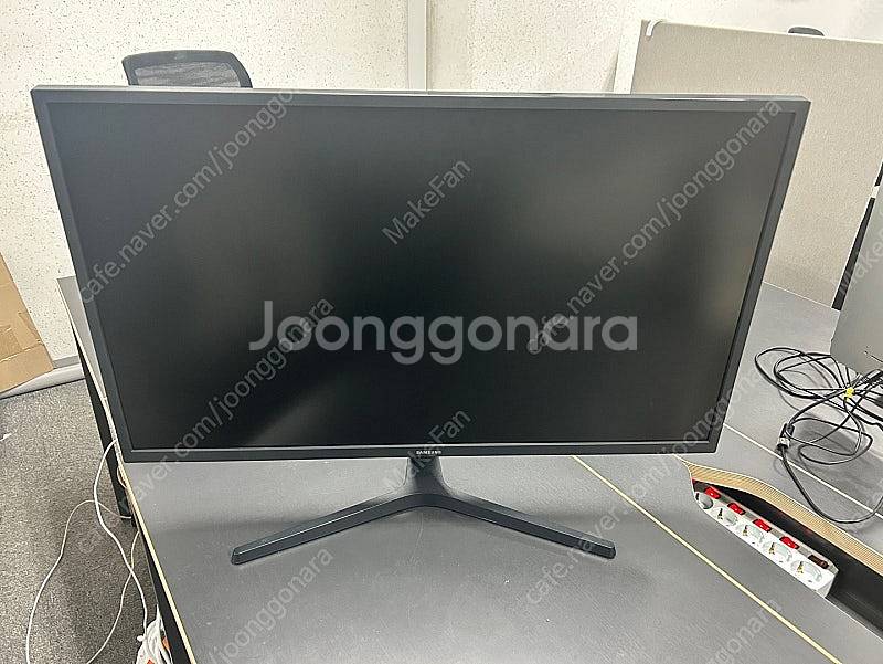 삼성 32인치 모니터(U32J590UQK)--0