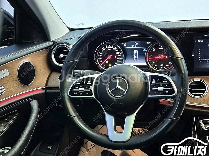 [벤츠]E-클래스 W213 E220d 4MATIC 익스...--9