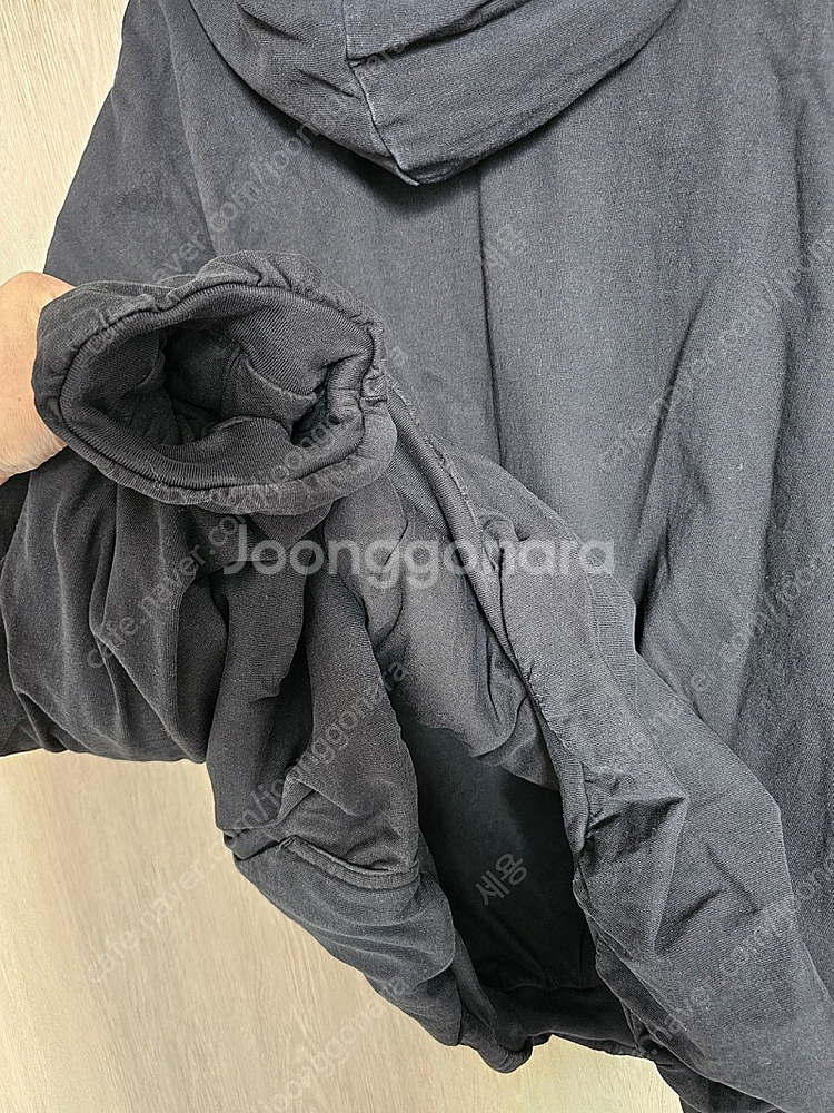 이지갭 발렌시아가 패딩 후드 블랙 XL--2