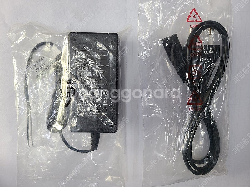 아답터 12V 1.8A (AC코드 포함)--1