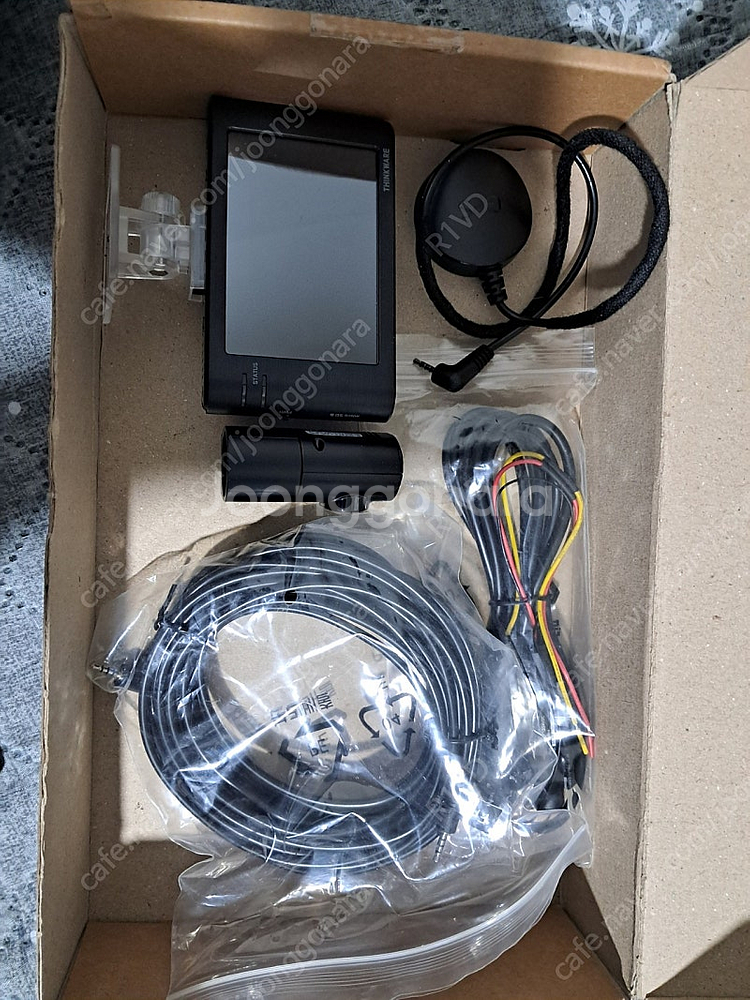 아이나비 Z5000 블랙박스 팝니다--0