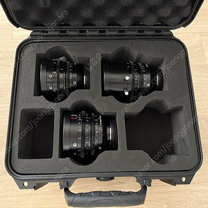 7atisans 7장인 씨네렌즈 소니 풀프레임 마운트 35/ 50/ 85mm + 하드케이스 포함 일괄 판매합니다!