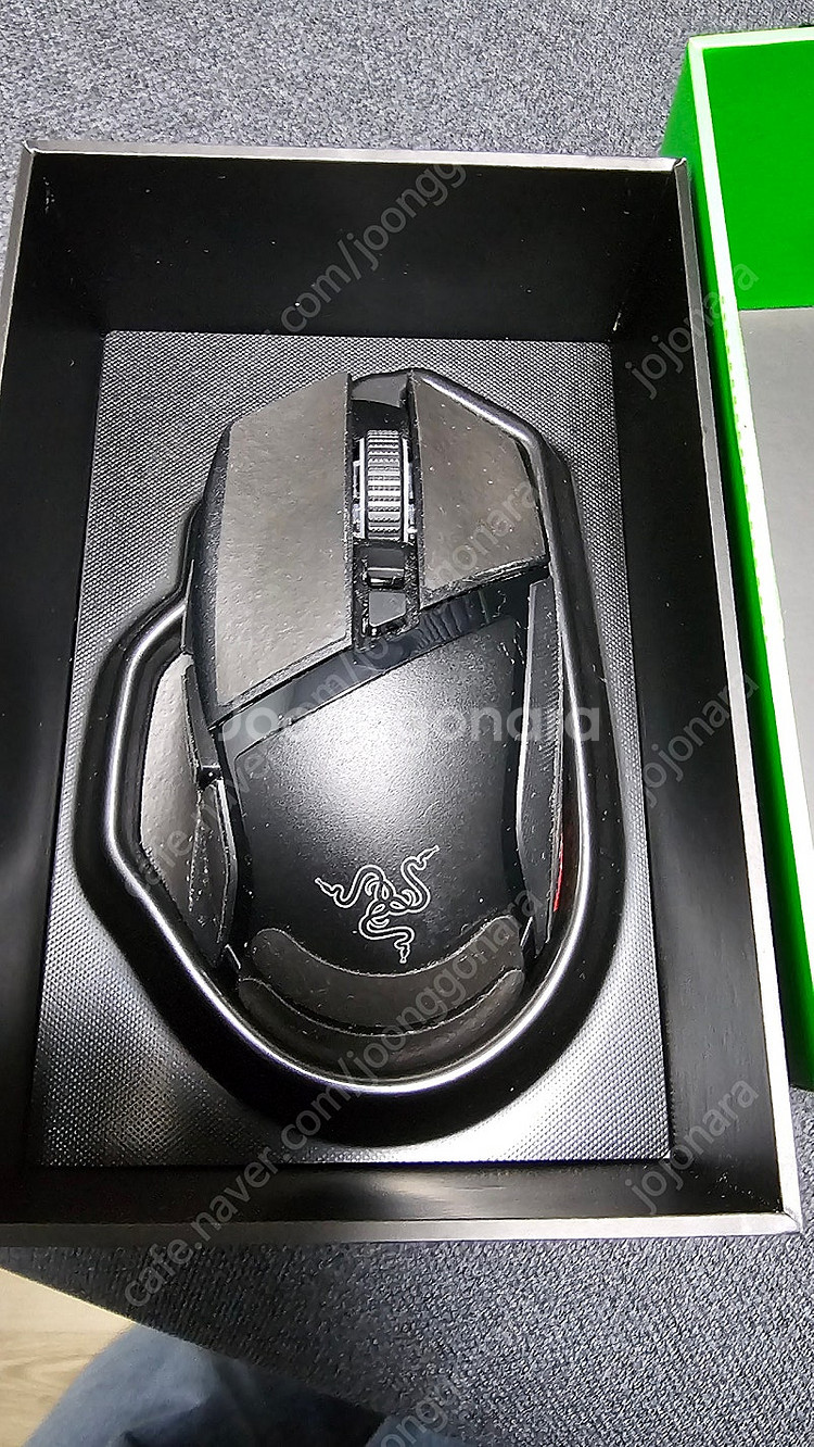 RAZER Basilisk V3 Pro 무선 충전팩 팝...--0