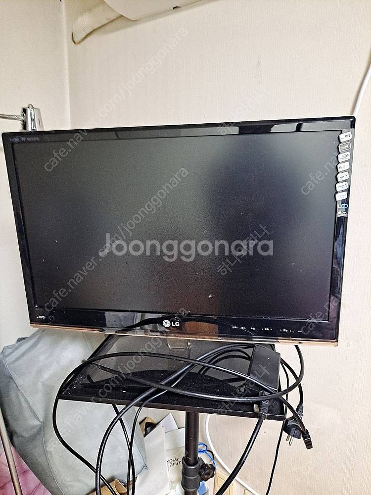 15인치 LG 모니타 팝니다--1