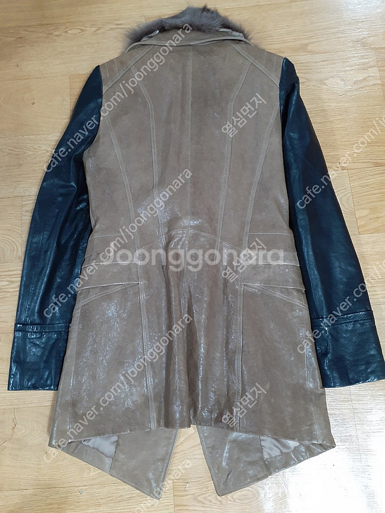 양가죽 쟈켓 카라여우털 카라탈부착가능해요 편하게 보세요 20000원 직거래--1