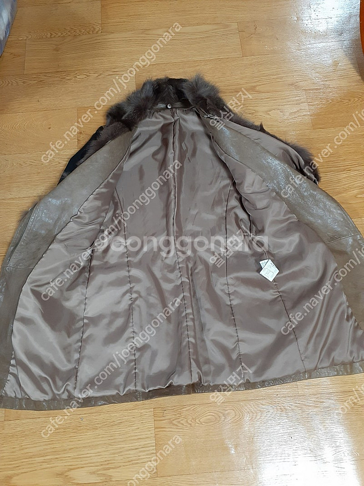 양가죽 쟈켓 카라여우털 카라탈부착가능해요 편하게 보세요 20000원 직거래--5