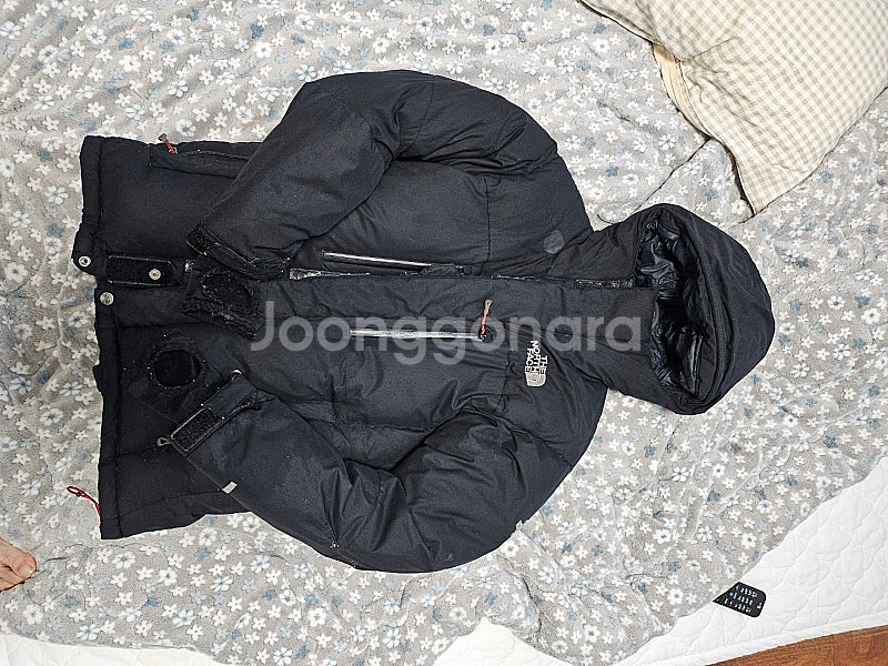 노스페이스히말라야패딩 블랙90싸게팔아요 가격내려요--0