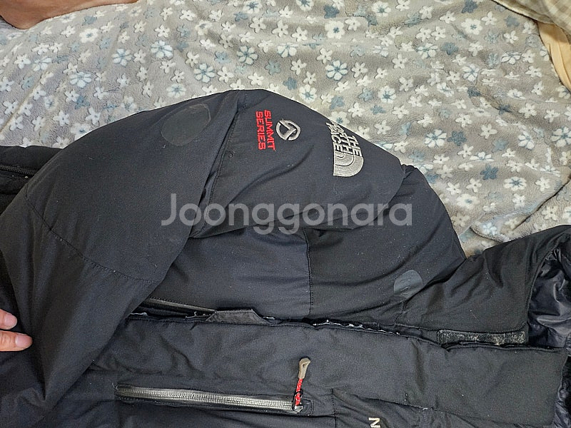노스페이스히말라야패딩 블랙90싸게팔아요 가격내려요--2