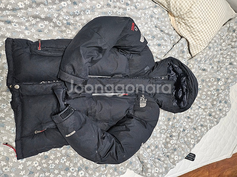 노스페이스히말라야패딩 블랙90싸게팔아요 가격내려요--4