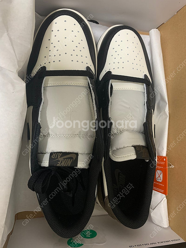 조던1 로우 모카 사이즈 300--1