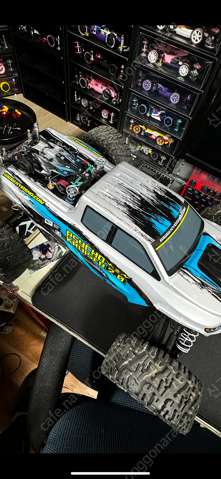 교쇼 1/8 PSYCHO KRUISER 2.0 RC카--1