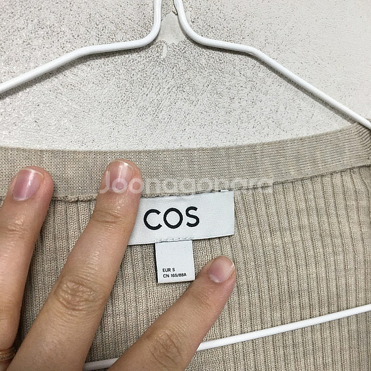 COS 코스 리브드 랩 가디건 S--2