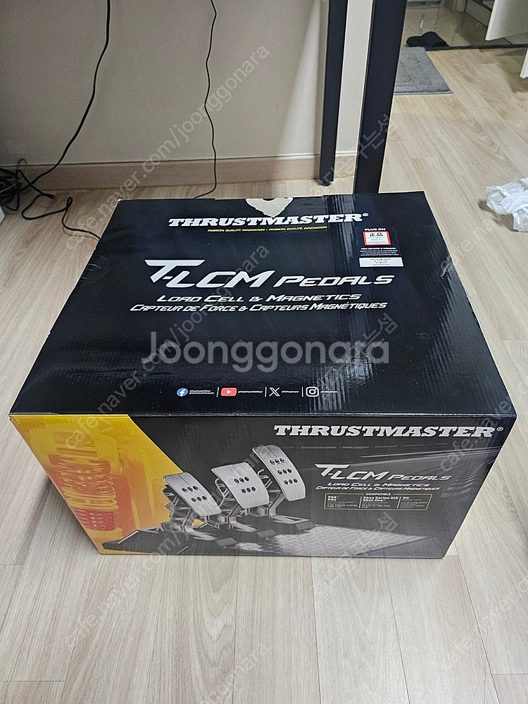 트러스트마스터 T-LCM 페달 거의 새거 팝니다.--0