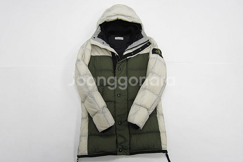스톤아일랜드 다운 패딩 S 95사이즈--4