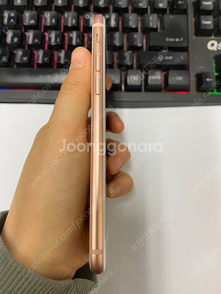 196632 아이폰8 로즈골드 SSS급 64GB 무잔상...--4