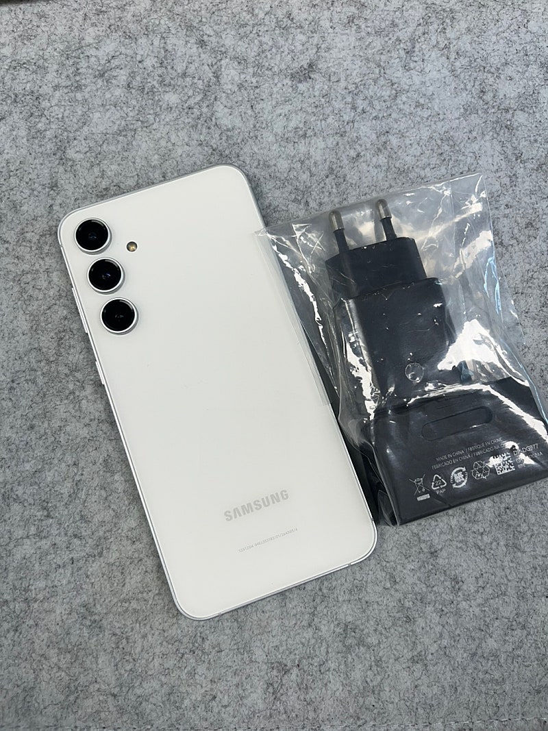 (새상품급) 갤럭시S23FE 크림 256G 24년3월개...--0