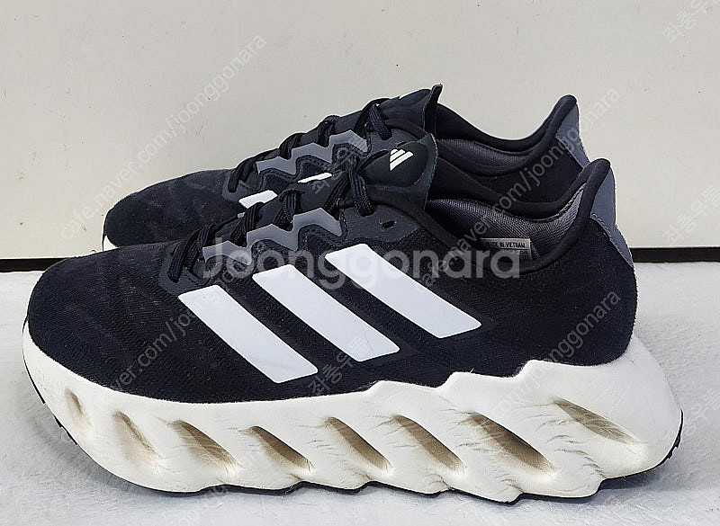 35500원 270size 아디다스 스위치 포워드FWD...--1