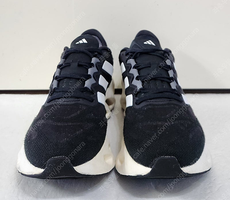 35500원 270size 아디다스 스위치 포워드FWD 코어블랙 매쉬 초경량 런닝화스니커즈단화--2